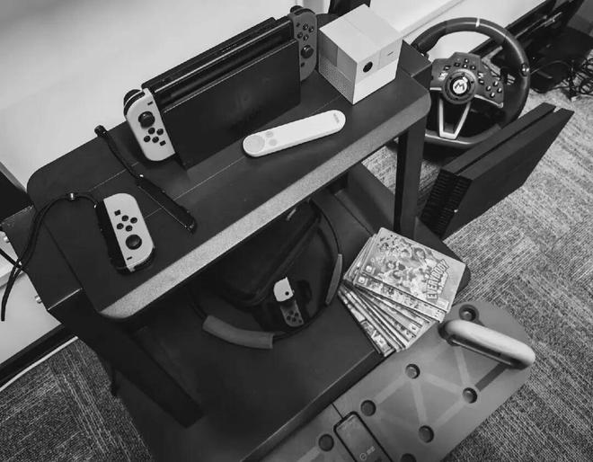 苹果没做成的95后博士拿下了世界第一「空间智能」引擎!(图7) 苹果没做成的95后博士拿下了世界第一「空间智能」引擎!(图7)